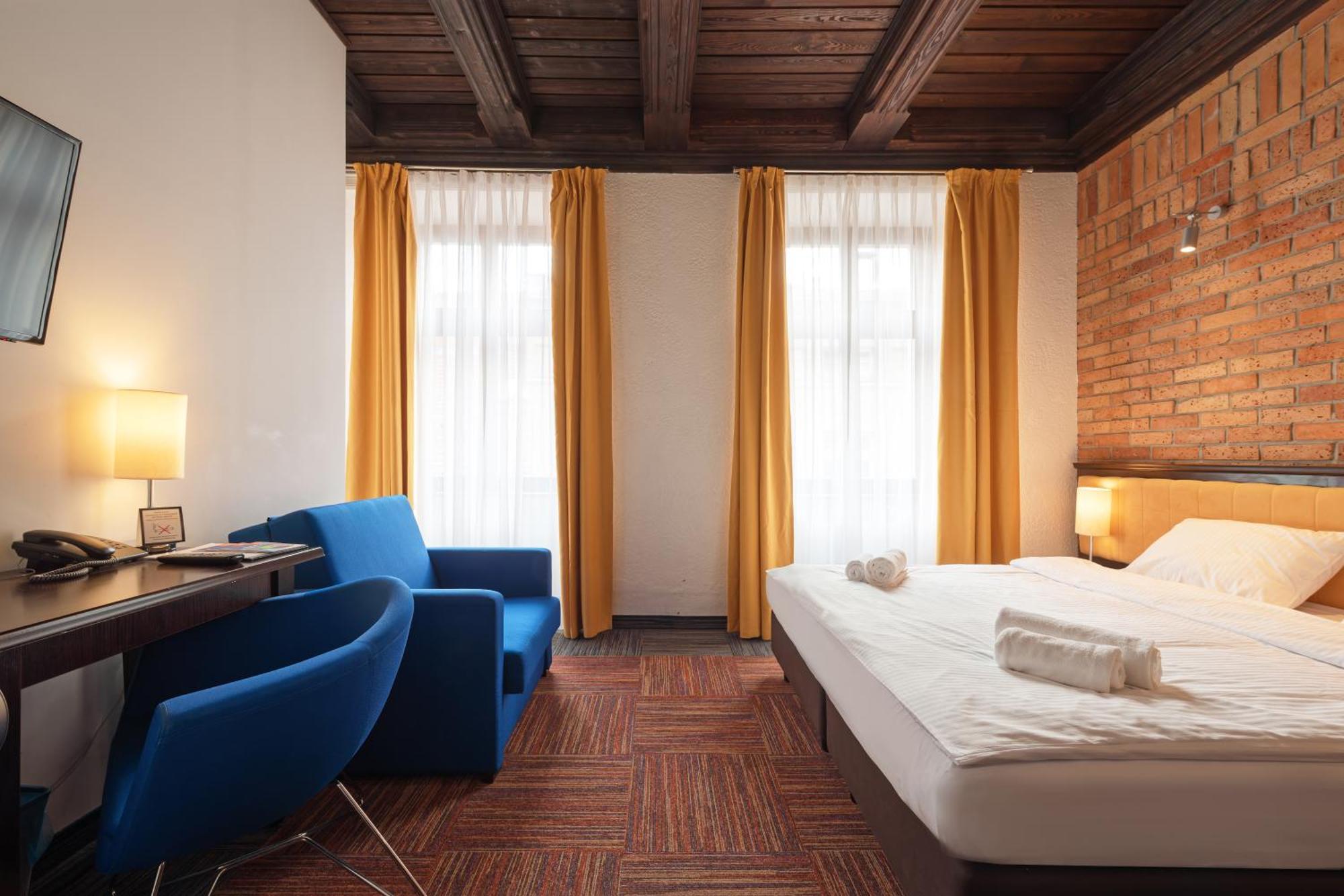 Palazzo Rosso Old Town 3*